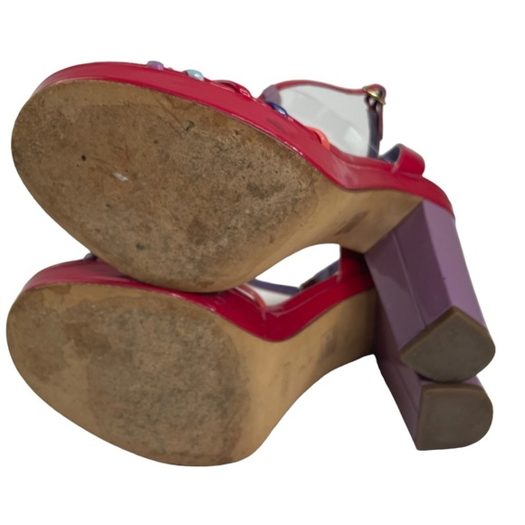 Coach Jennifer Women’s Heart & Star Platform Heels - Picture 6 of 8